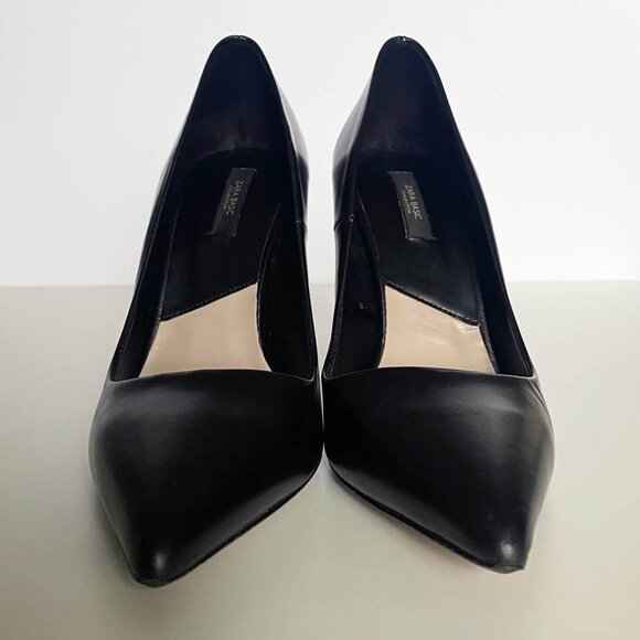 Black Stiletto Heels - Picture 3 of 7